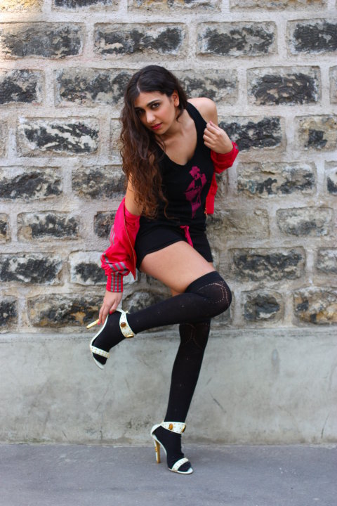 Female model photo shoot of Sabrina20
