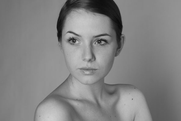 Female model photo shoot of Jessica Pearce