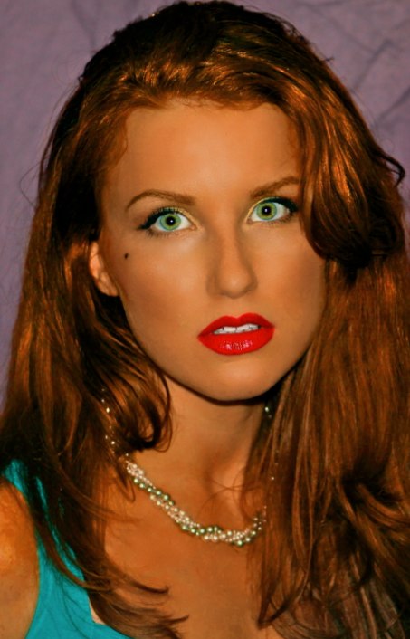 Female model photo shoot of Lakonia