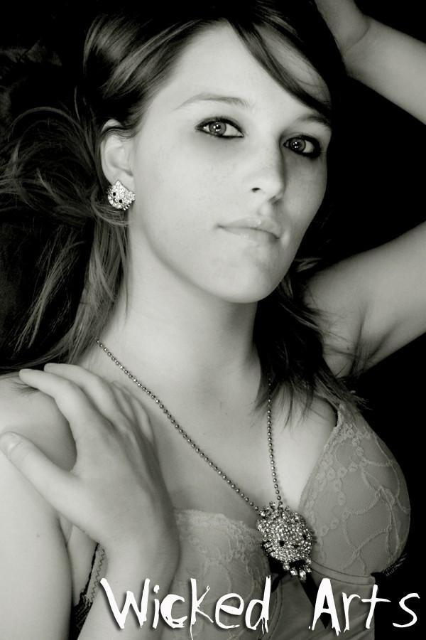 Female model photo shoot of _delilahrose