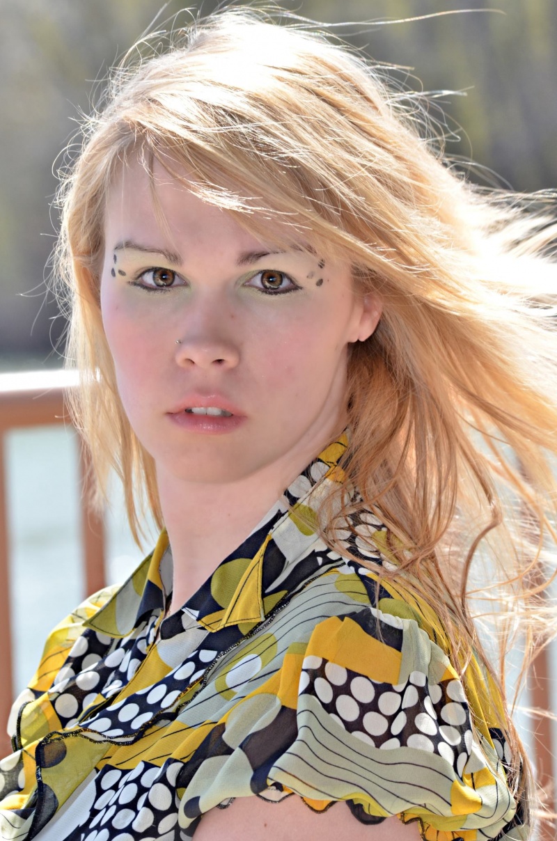 Female model photo shoot of Mana Prescott by vince hollaway in Ecorse, MI