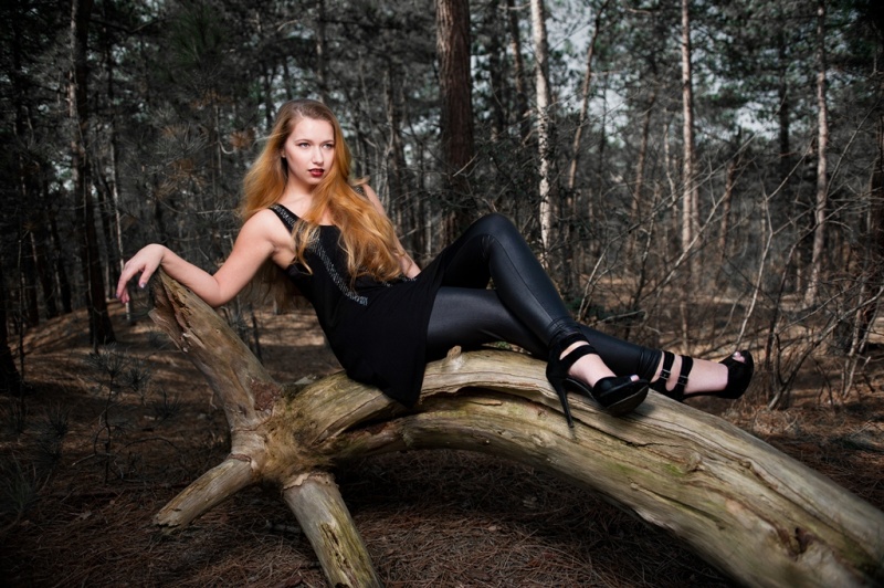 Female model photo shoot of SelenaNL