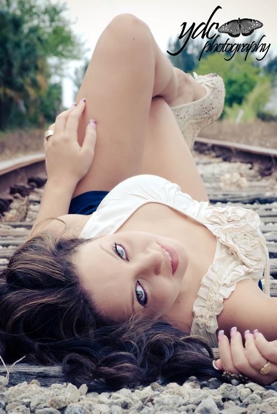 Female model photo shoot of Amanda Cicchetti