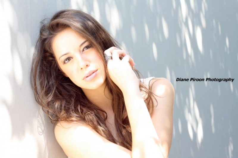 Female model photo shoot of Diane Piroon