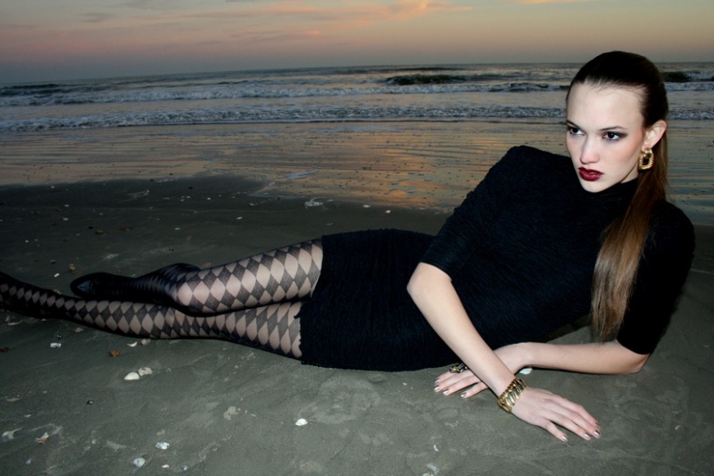 Female model photo shoot of Lauren Monty