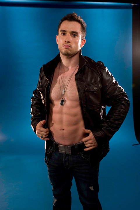 Male model photo shoot of Tyler Gallant