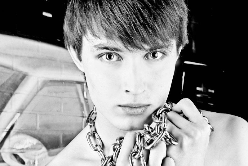 Male model photo shoot of ModelPashko