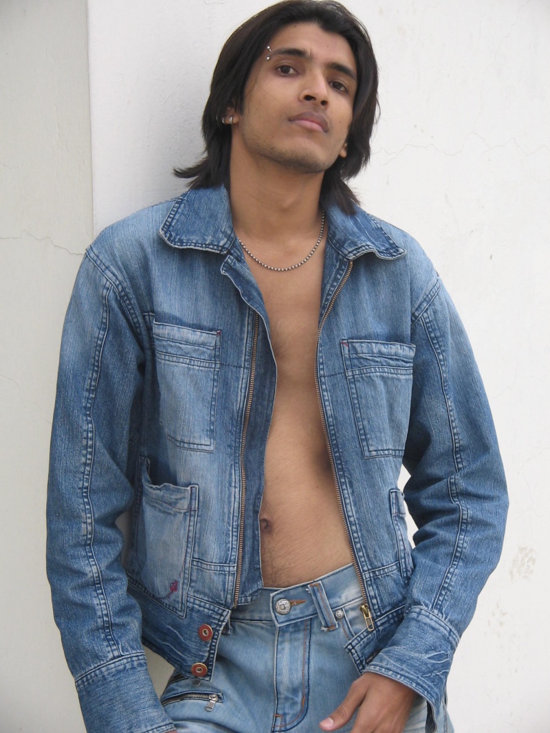 Male model photo shoot of Raj Chouhan