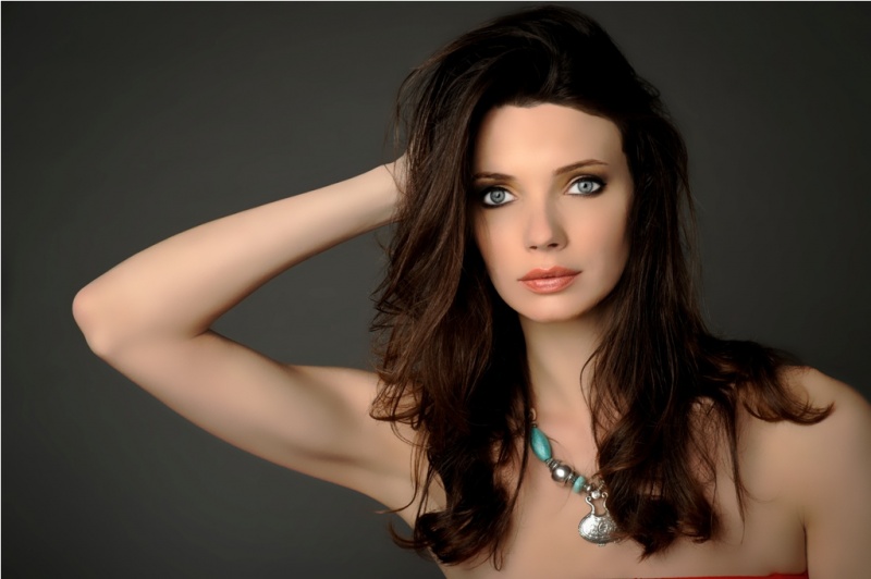Female model photo shoot of Jessica Caviglia