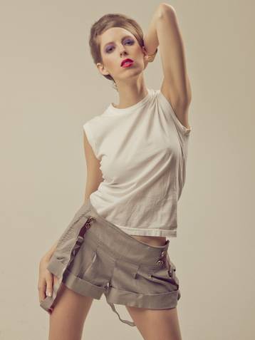 Female model photo shoot of Stephanie Ramos MUA