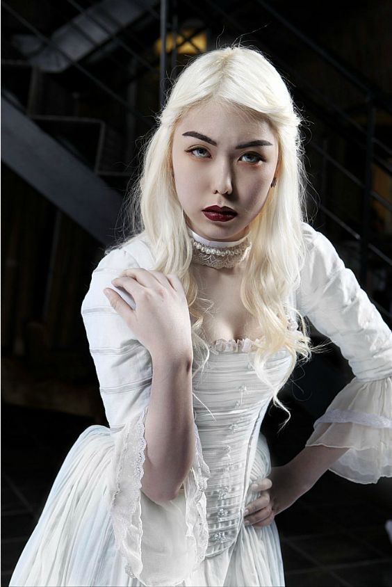Female model photo shoot of RoboLaRue