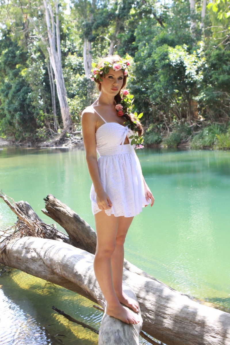 Female model photo shoot of vicki ratliff  in Townsville, QLD, Australia