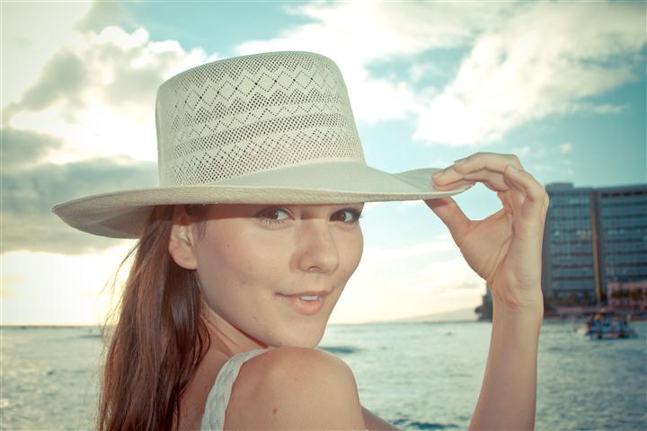 Female model photo shoot of Anemone Jones in Waikiki