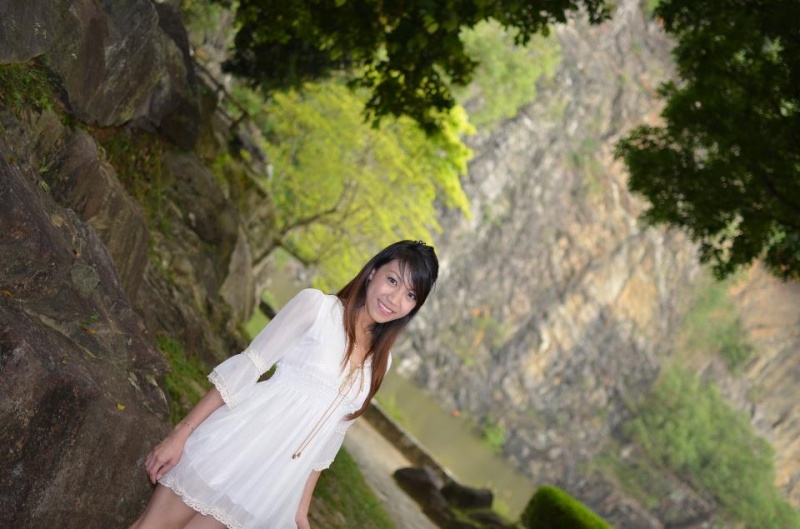 Female model photo shoot of Jovisel Chua by CJTKS2012