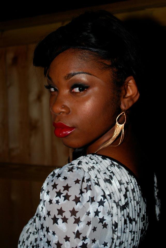 Female model photo shoot of Queena_2009