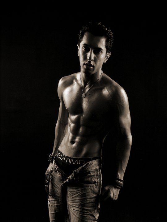 Male model photo shoot of Muhammad Ale Khan