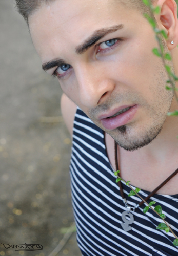 Male model photo shoot of Dmitry DG