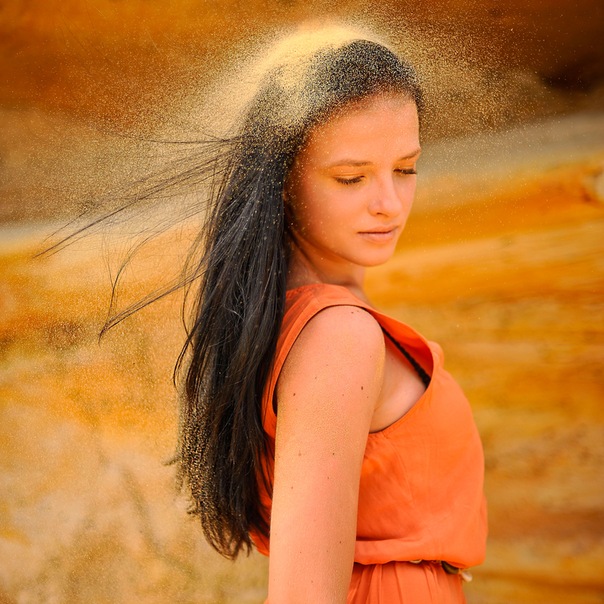 Female model photo shoot of Elizpica