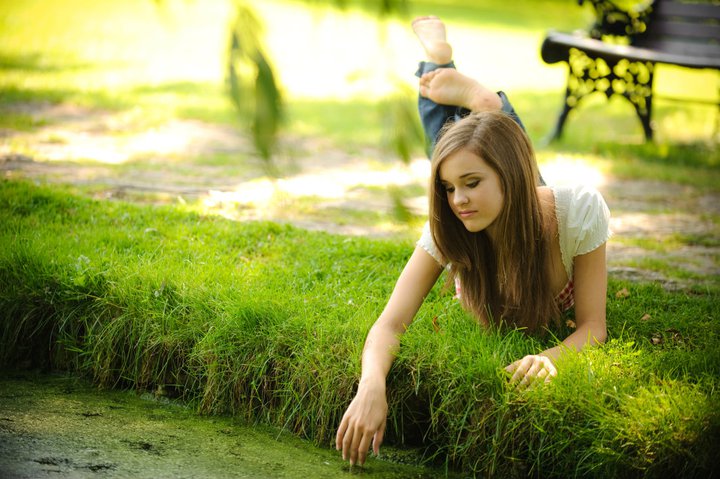 Female model photo shoot of Julia Wray in Botanical Gardens