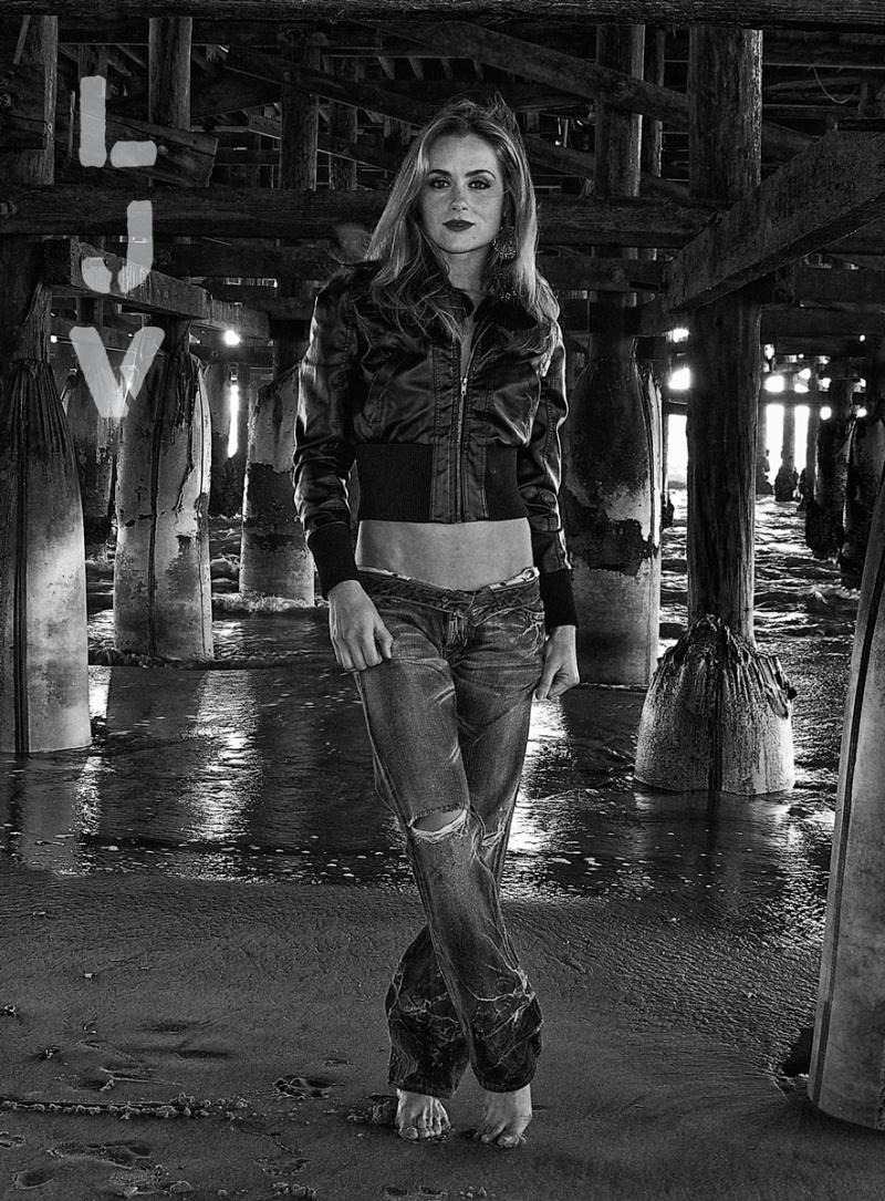 Male and Female model photo shoot of Javier Laos Photography and Rosanna L in Pacific Beach Pier