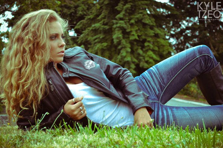 Female model photo shoot of AshleighLeanne in Seattle, Washington