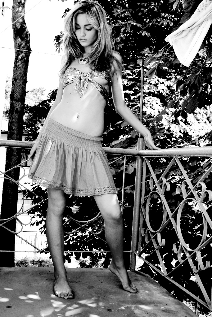 Female model photo shoot of stasia_smirnoff