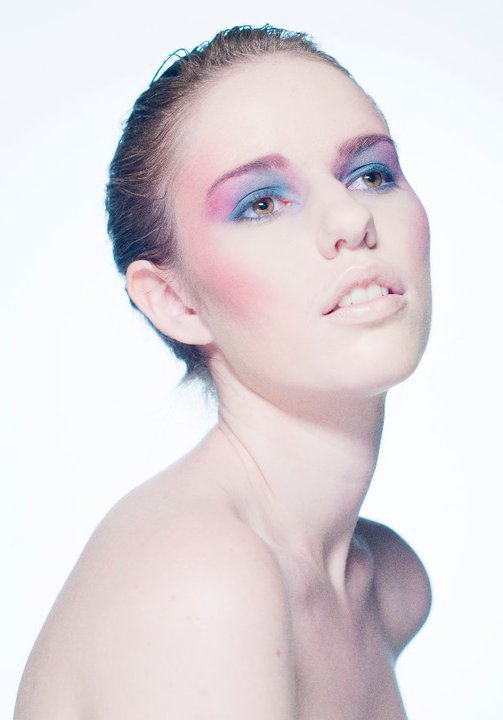 Female model photo shoot of Sarah Crowe