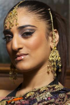 Female model photo shoot of Asha Kaaye 