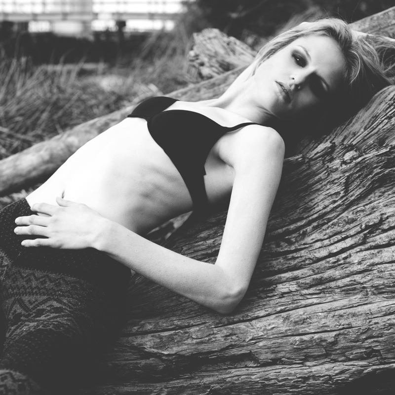 Female model photo shoot of Elise Madeleine Witte