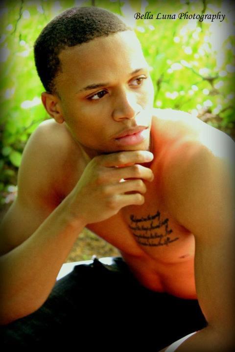 Male model photo shoot of Shaddie Thompson