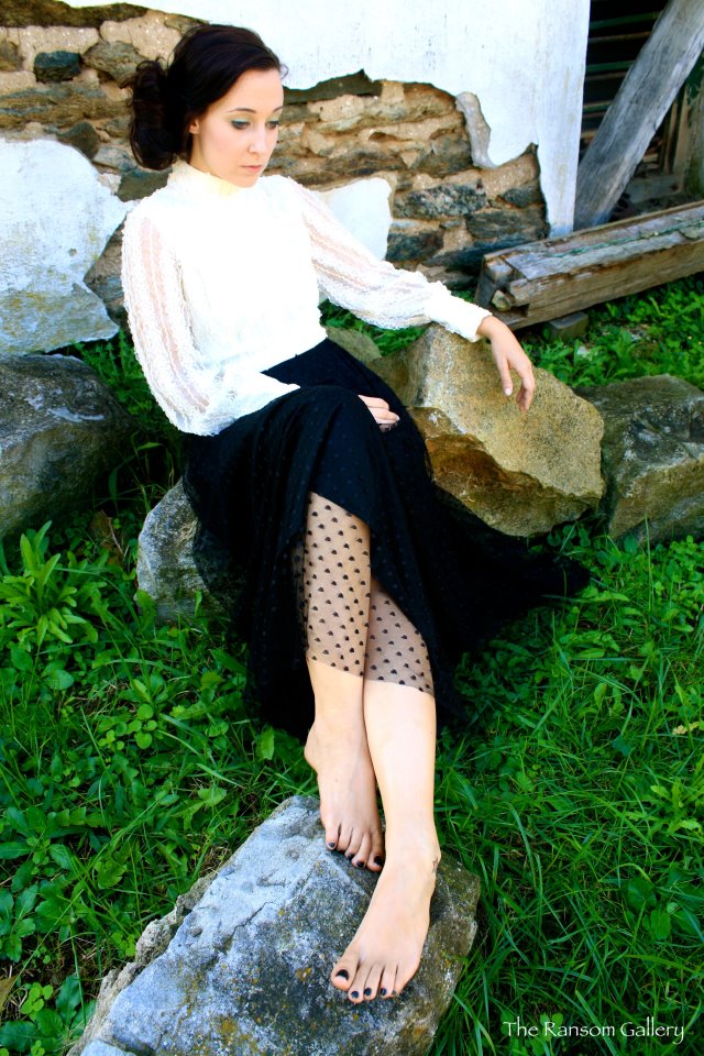 Female model photo shoot of Ashley Lauren Glass