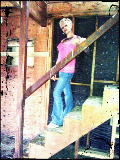 Female model photo shoot of sedusa in Abandon house