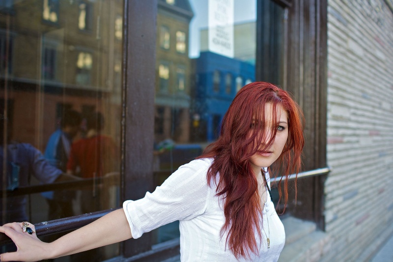 Female model photo shoot of Sara InneSent by Iain McNally 