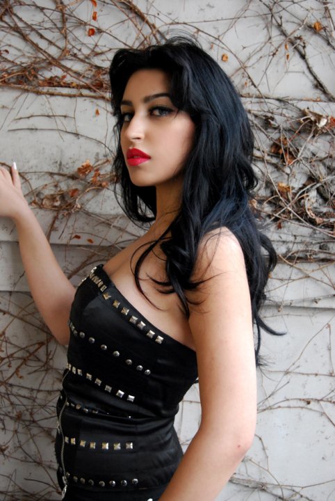 Female model photo shoot of Bahar Hashemi