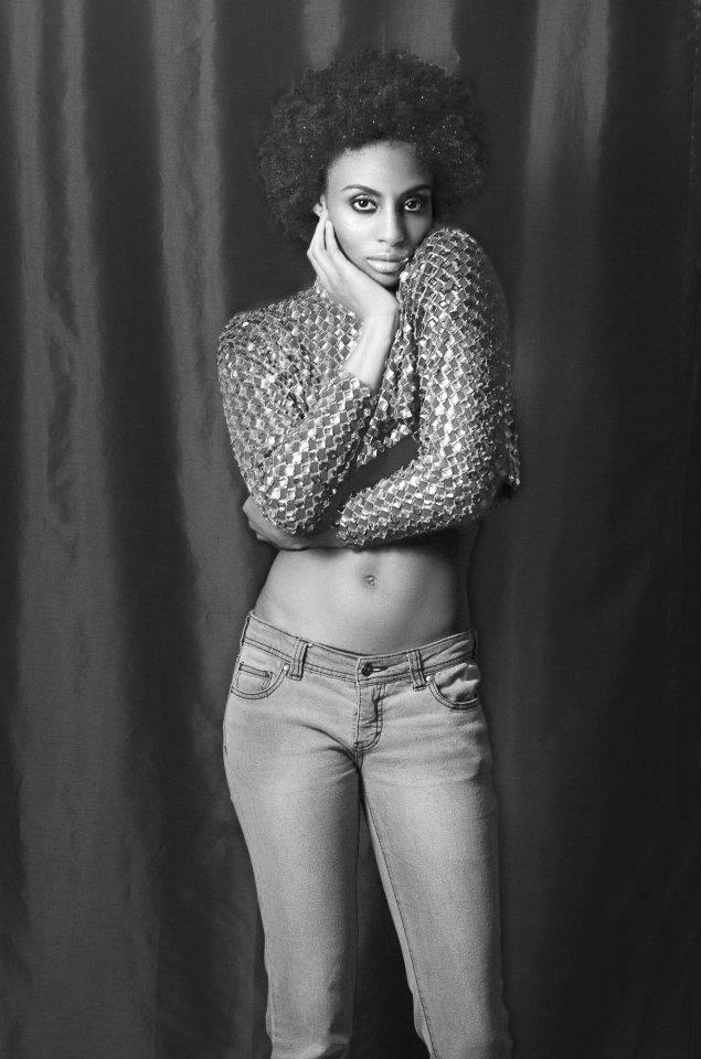 Female model photo shoot of KierraMinei