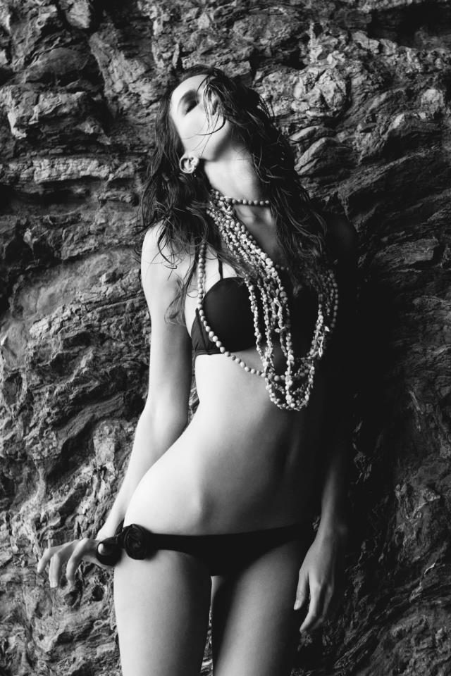 Female model photo shoot of Maneken