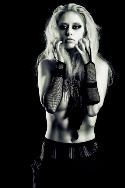 Female model photo shoot of Emily Weaver by Oliver Higgins