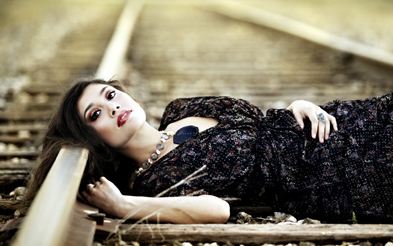 Female model photo shoot of Carmen Magdalena