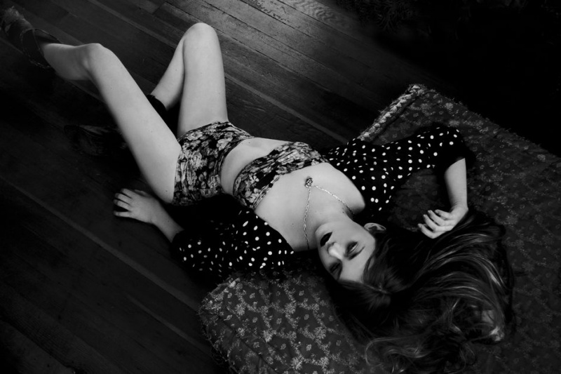 Female model photo shoot of Kristy Benjamin by Azahara Fernandez