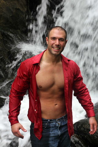 Male model photo shoot of Mike Mazz by Perfect Pic Photos