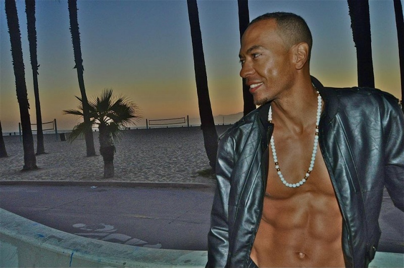 Male model photo shoot of J410 in Venice Beach