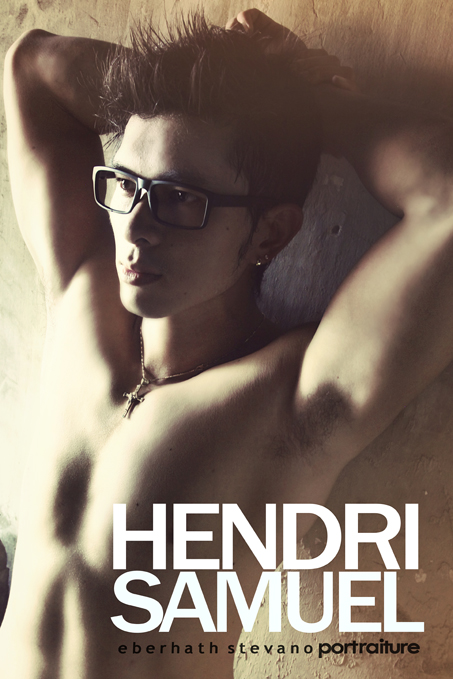Male model photo shoot of Hendri Samuel in Kota Tua