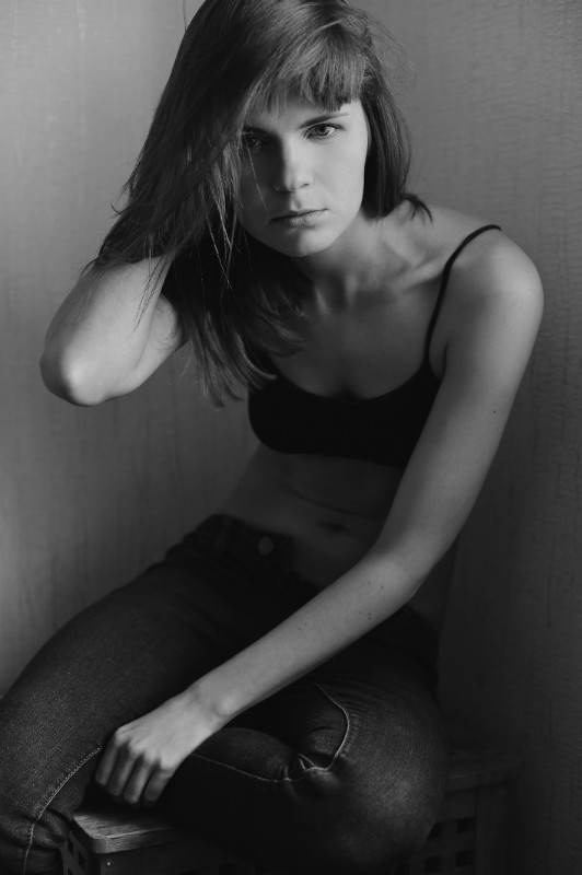 Female model photo shoot of Nastia89
