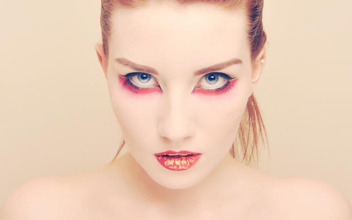 Female model photo shoot of Michaela Teresa Kavanag in LA Makeup Dublin