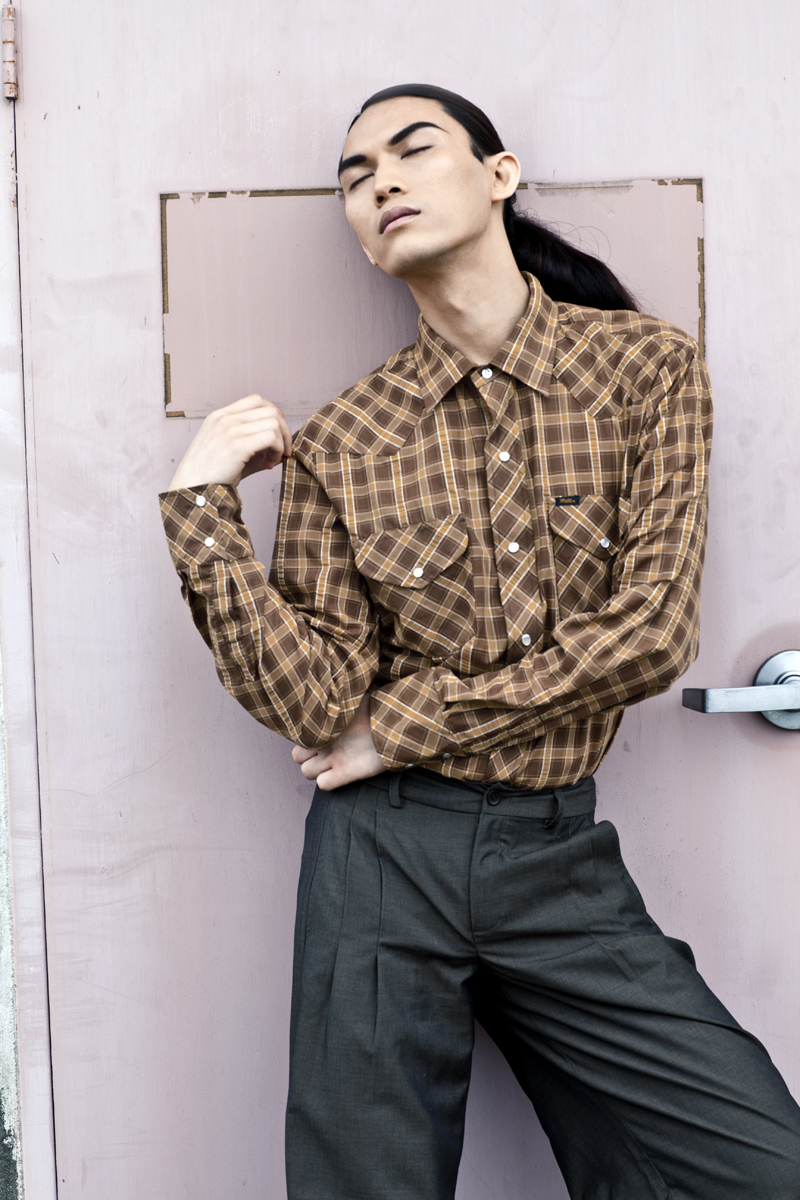 Male model photo shoot of Kris Conde Bolos