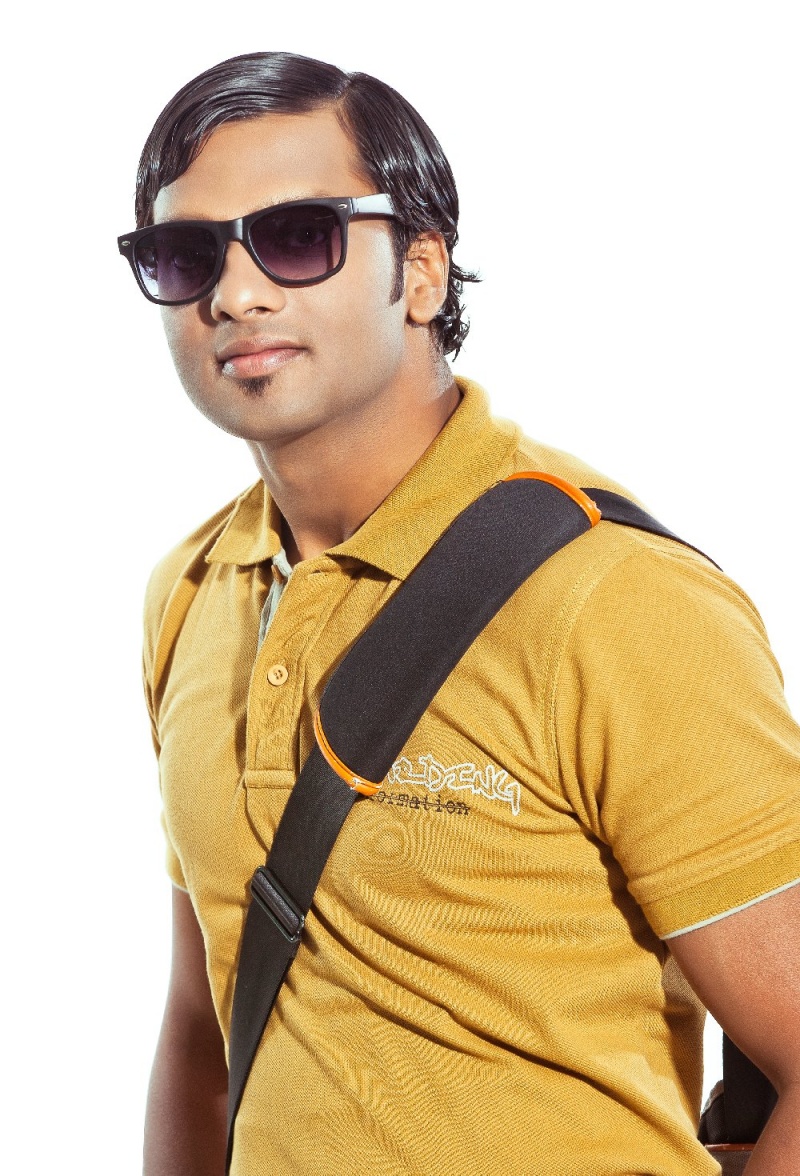 Male model photo shoot of sureshbala in Bangalore