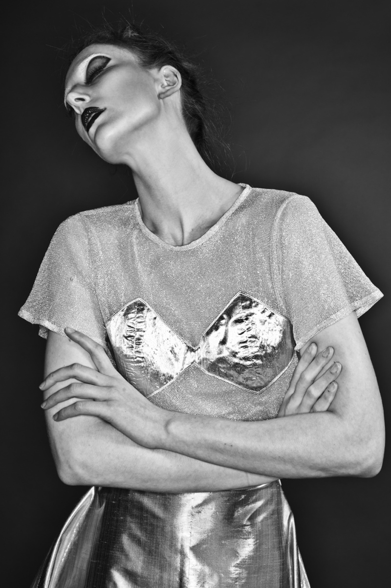 Female model photo shoot of Rossana Araujo