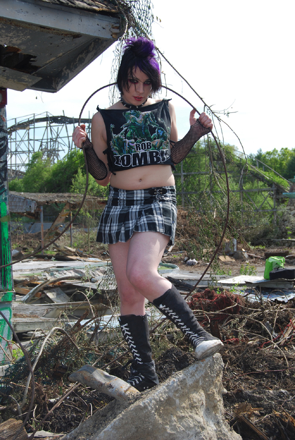 Female model photo shoot of Alice Injection in Dartmouth MA