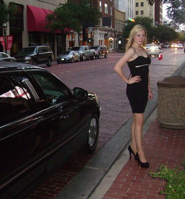 Female model photo shoot of Amanda Loves Modeling in Fort Worth Tx