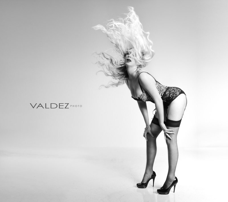 Female model photo shoot of Bailey Stone by Tom Valdez Photography